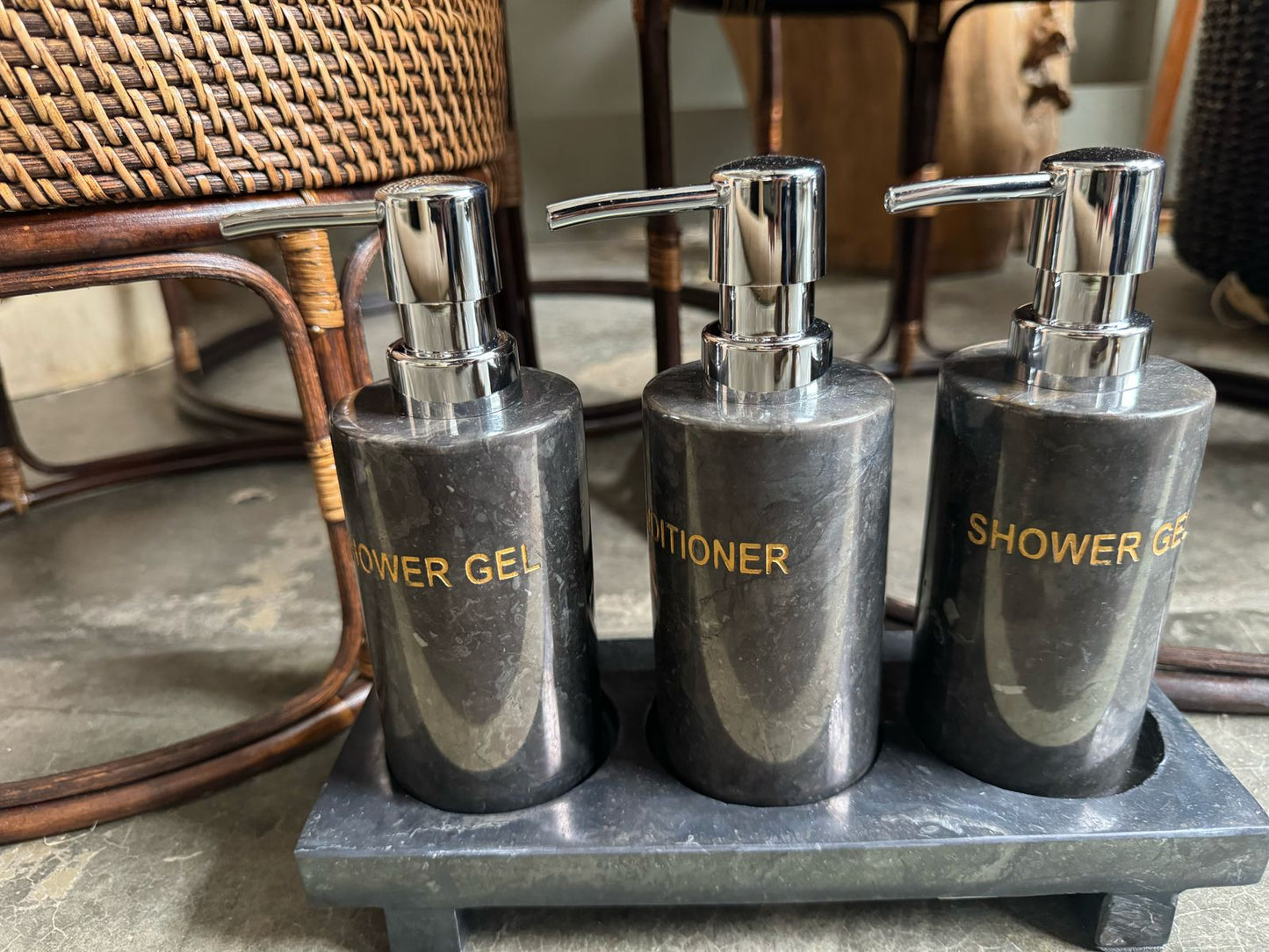 BAL021 - STONE DISPENSER WITH STAND 10X20X25