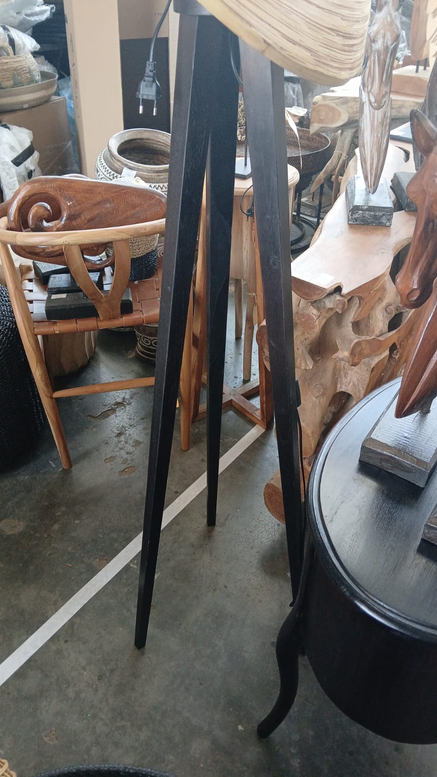 BAL114 - WOODEN LAMP