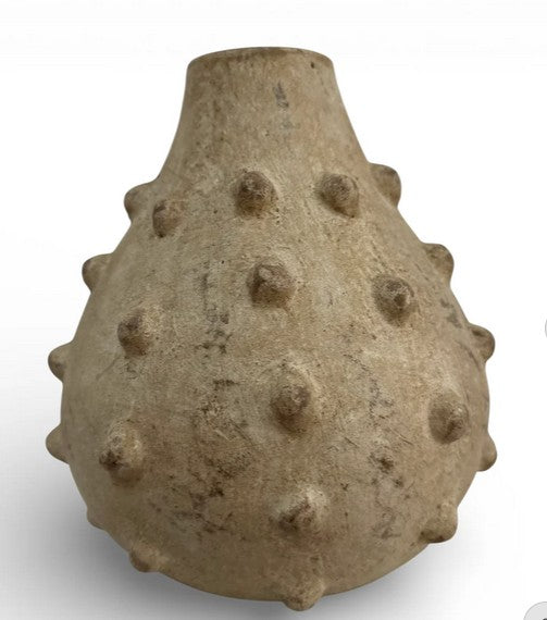 BAN106 - TERRACOTTA VASE