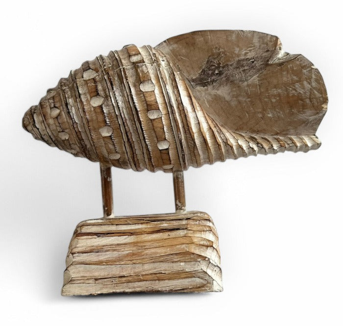 UB067 WOODEN SNAIL