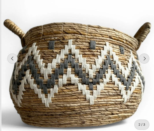 UB074-A - BASKET NATURAL (WHITE AND BLUE PATTERN) (S)